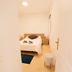 Avenida 40 * 维辛达里奥
