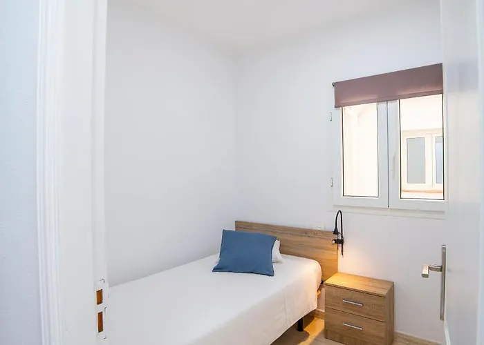 Avenida 40 Apartament Vecindario (Gran Canaria)